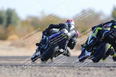 media/Dec-18-2022-SoCal Trackdays (Sun) [[8099a50955]]/Turn 7 Backside (1125am)/